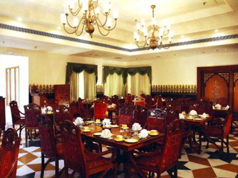 The Ummed Jodhpur Palace Resort & Spa Restaurante foto